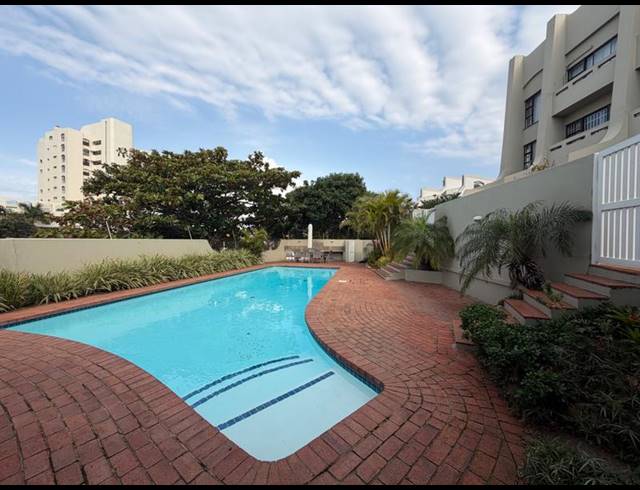 2 BEDROOM APARTMENT FOR SALE IN UMHLANGA CENTRAL